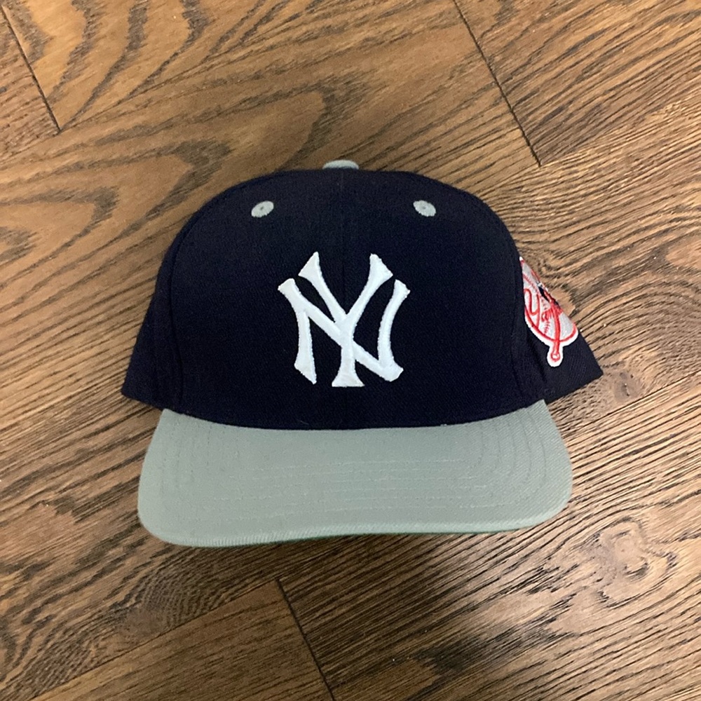 New York Yankees SnapBack Hat